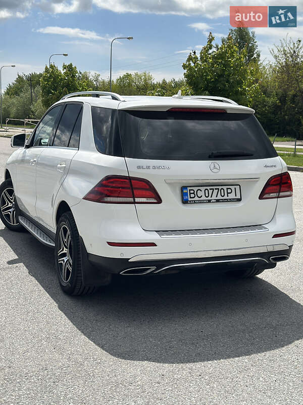 Внедорожник / Кроссовер Mercedes-Benz GLE-Class 2016 в Львове