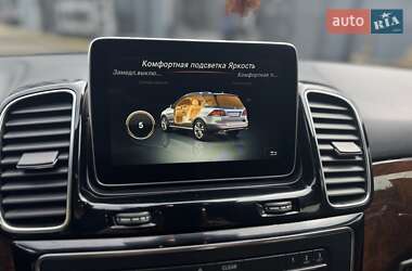 Внедорожник / Кроссовер Mercedes-Benz GLE-Class 2015 в 