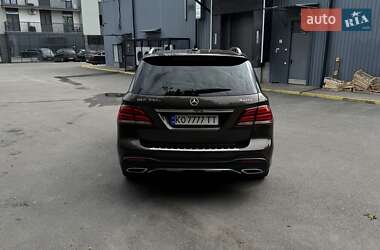 Внедорожник / Кроссовер Mercedes-Benz GLE-Class 2015 в 