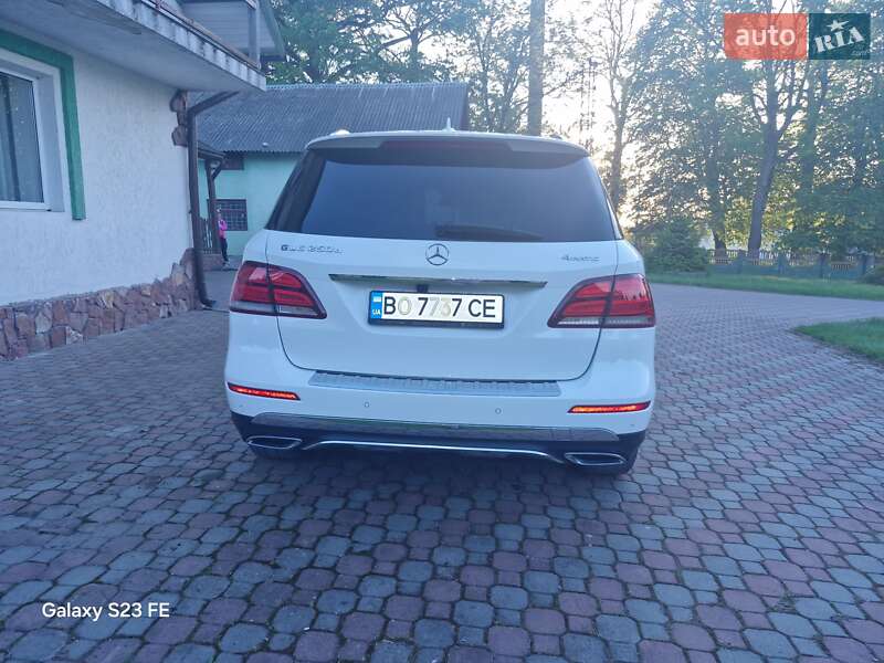 Внедорожник / Кроссовер Mercedes-Benz GLE-Class 2016 в Тернополе