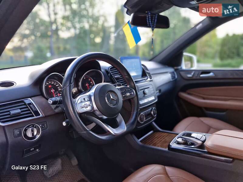 Внедорожник / Кроссовер Mercedes-Benz GLE-Class 2016 в Тернополе