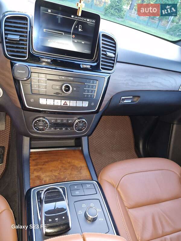 Внедорожник / Кроссовер Mercedes-Benz GLE-Class 2016 в Тернополе