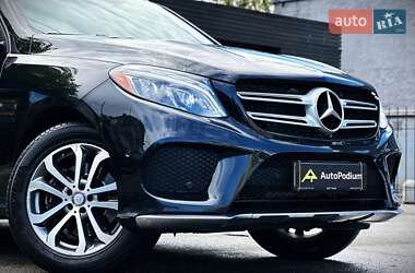 Внедорожник / Кроссовер Mercedes-Benz GLE-Class 2016 в 