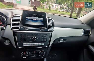 Внедорожник / Кроссовер Mercedes-Benz GLE-Class 2018 в 