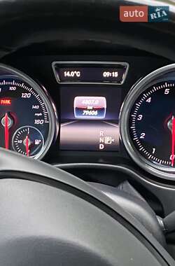 Позашляховик / Кросовер Mercedes-Benz GLE-Class 2015 в 