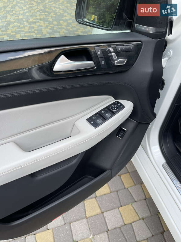 Внедорожник / Кроссовер Mercedes-Benz GLE-Class 2017 в Черновцах