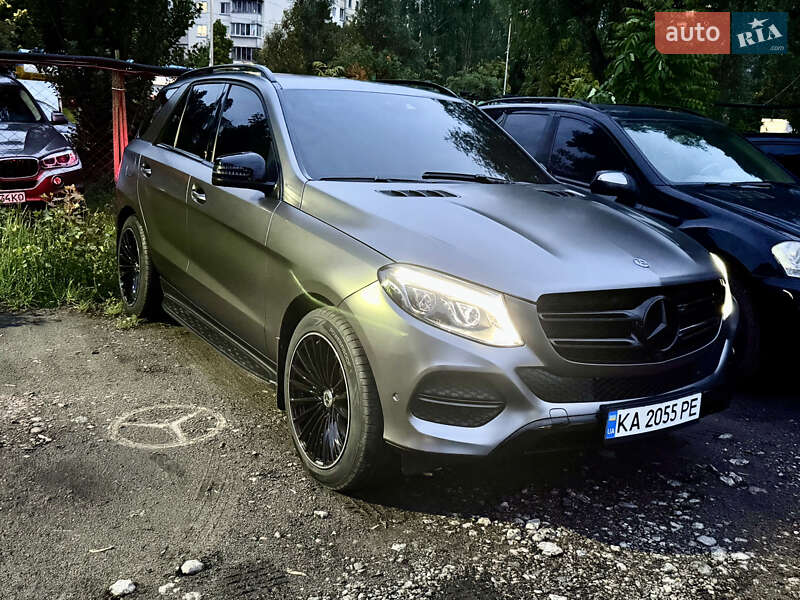Внедорожник / Кроссовер Mercedes-Benz GLE-Class 2017 в Киеве