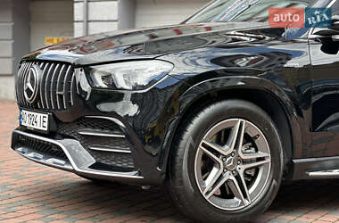 Позашляховик / Кросовер Mercedes-Benz GLE-Class 2020 в 