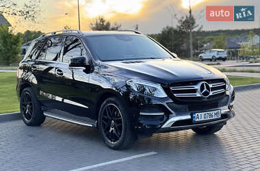 Внедорожник / Кроссовер Mercedes-Benz GLE-Class 2016 в 