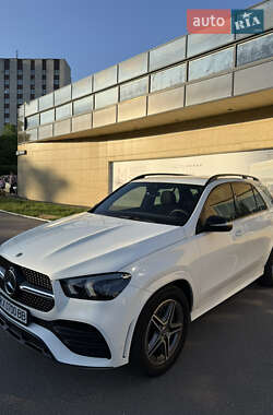 Внедорожник / Кроссовер Mercedes-Benz GLE-Class 2019 в 