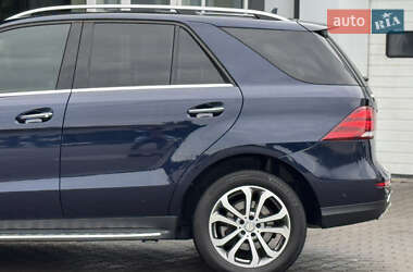 Внедорожник / Кроссовер Mercedes-Benz GLE-Class 2016 в 