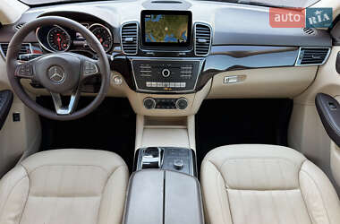 Внедорожник / Кроссовер Mercedes-Benz GLE-Class 2016 в 