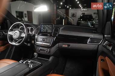 Внедорожник / Кроссовер Mercedes-Benz GLE-Class 2016 в 