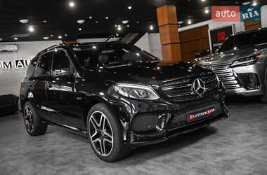 Внедорожник / Кроссовер Mercedes-Benz GLE-Class 2016 в 