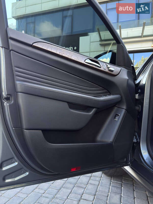 Внедорожник / Кроссовер Mercedes-Benz GLE-Class 2017 в Одессе
