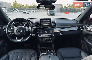 Внедорожник / Кроссовер Mercedes-Benz GLE-Class 2016 в 