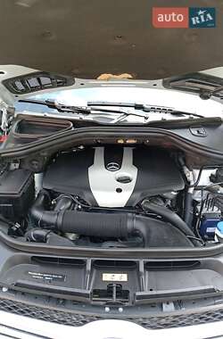 Внедорожник / Кроссовер Mercedes-Benz GLE-Class 2015 в 