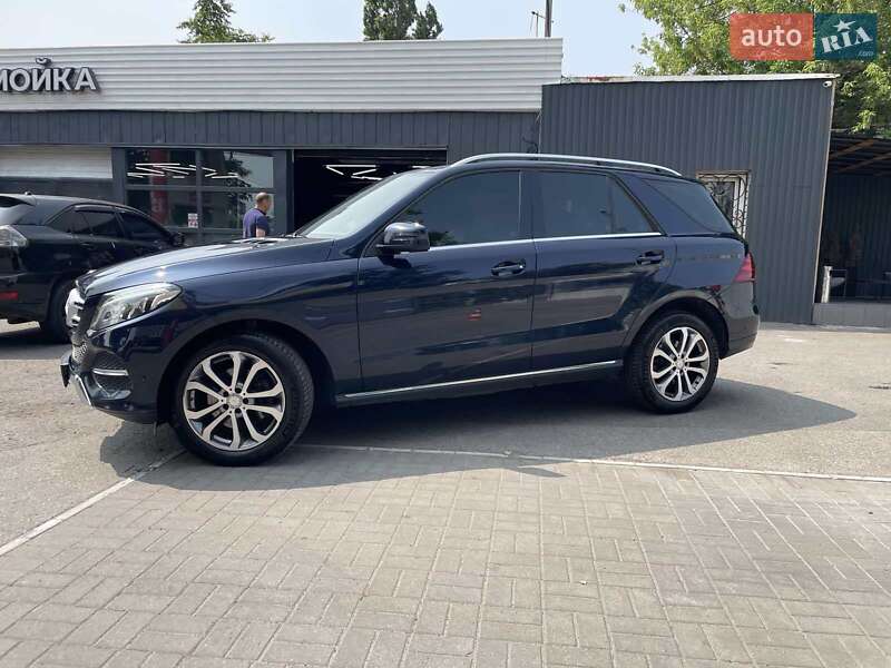 Внедорожник / Кроссовер Mercedes-Benz GLE-Class 2016 в Днепре