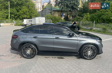 Внедорожник / Кроссовер Mercedes-Benz GLE-Class 2016 в 