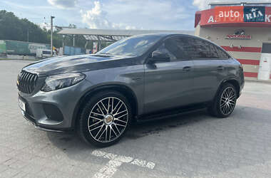 Внедорожник / Кроссовер Mercedes-Benz GLE-Class 2016 в 