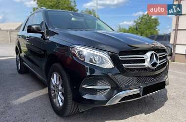 Внедорожник / Кроссовер Mercedes-Benz GLE-Class 2016 в 