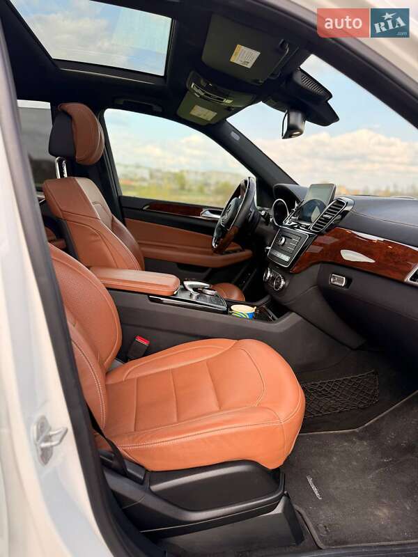 Внедорожник / Кроссовер Mercedes-Benz GLE-Class 2017 в Львове