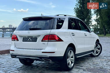 Внедорожник / Кроссовер Mercedes-Benz GLE-Class 2018 в 