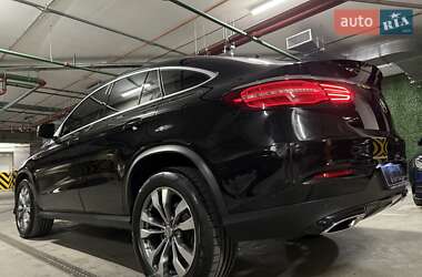Внедорожник / Кроссовер Mercedes-Benz GLE-Class 2015 в 
