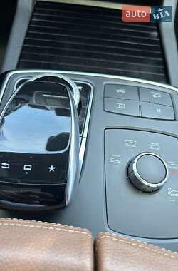 Внедорожник / Кроссовер Mercedes-Benz GLE-Class 2015 в 