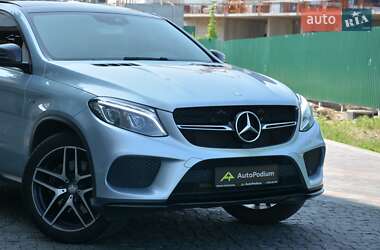 Позашляховик / Кросовер Mercedes-Benz GLE-Class 2016 в 