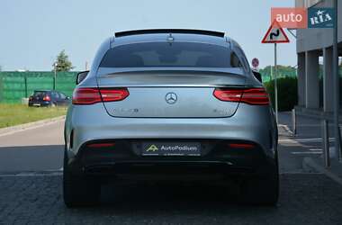 Позашляховик / Кросовер Mercedes-Benz GLE-Class 2016 в 