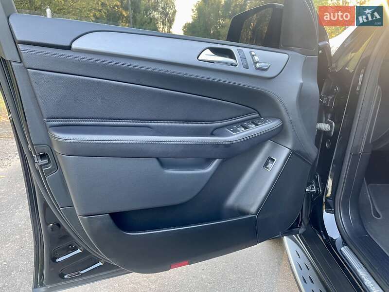 Внедорожник / Кроссовер Mercedes-Benz GLE-Class 2016 в Киеве