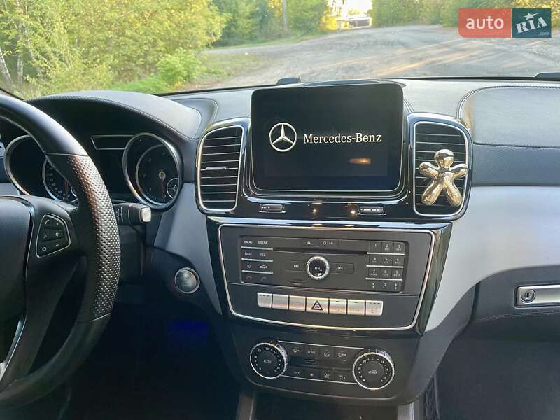 Внедорожник / Кроссовер Mercedes-Benz GLE-Class 2016 в Киеве