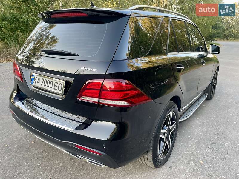 Внедорожник / Кроссовер Mercedes-Benz GLE-Class 2016 в Киеве