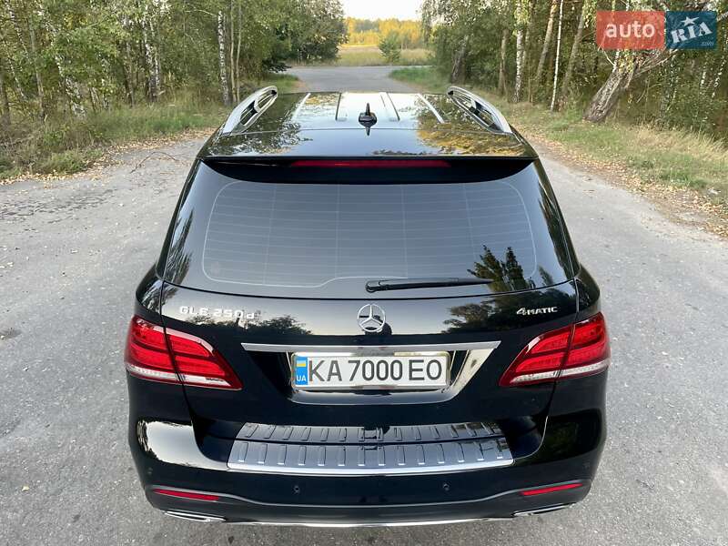 Внедорожник / Кроссовер Mercedes-Benz GLE-Class 2016 в Киеве