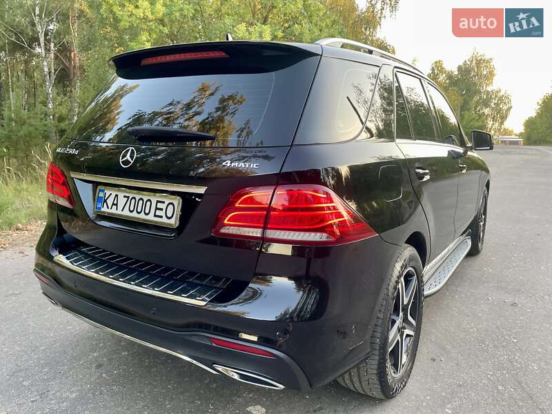 Внедорожник / Кроссовер Mercedes-Benz GLE-Class 2016 в Киеве