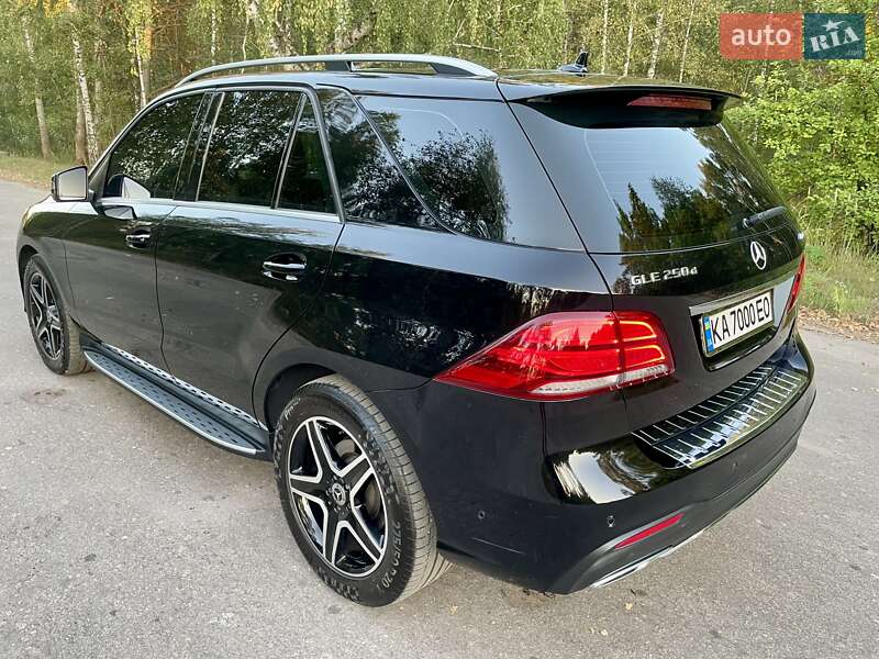 Внедорожник / Кроссовер Mercedes-Benz GLE-Class 2016 в Киеве