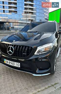Внедорожник / Кроссовер Mercedes-Benz GLE-Class 2016 в 