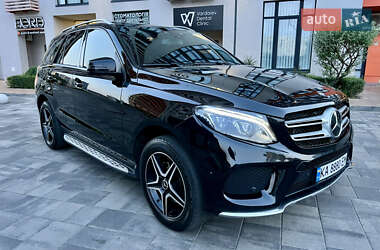 Внедорожник / Кроссовер Mercedes-Benz GLE-Class 2015 в 