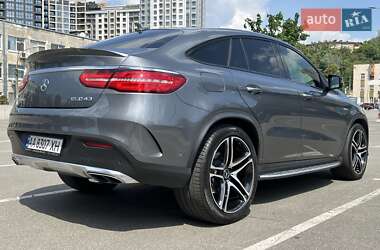 Внедорожник / Кроссовер Mercedes-Benz GLE-Class 2016 в 