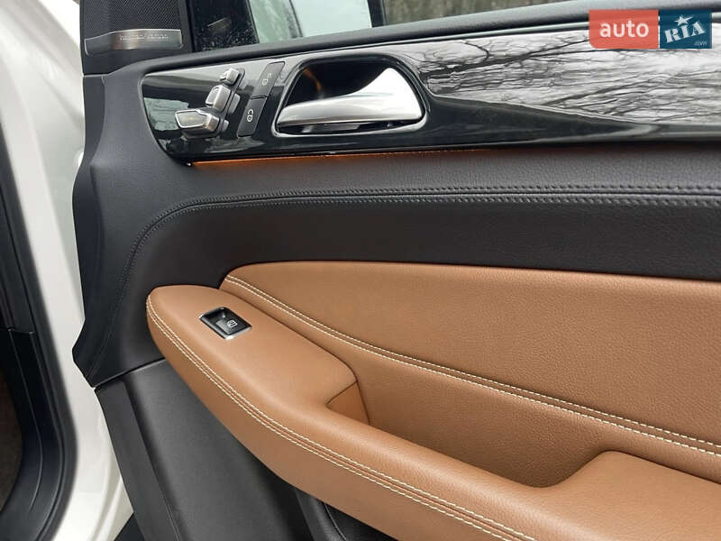 Внедорожник / Кроссовер Mercedes-Benz GLE-Class 2017 в Киеве