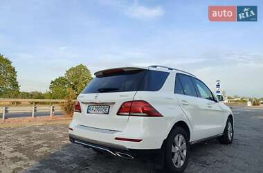 Внедорожник / Кроссовер Mercedes-Benz GLE-Class 2016 в 