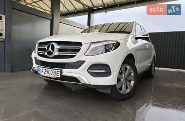 Внедорожник / Кроссовер Mercedes-Benz GLE-Class 2016 в 
