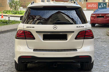 Внедорожник / Кроссовер Mercedes-Benz GLE-Class 2018 в 