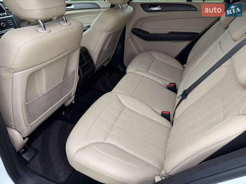 Внедорожник / Кроссовер Mercedes-Benz GLE-Class 2016 в Киеве