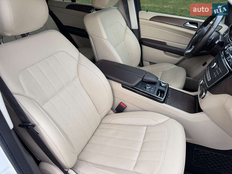 Внедорожник / Кроссовер Mercedes-Benz GLE-Class 2016 в Киеве