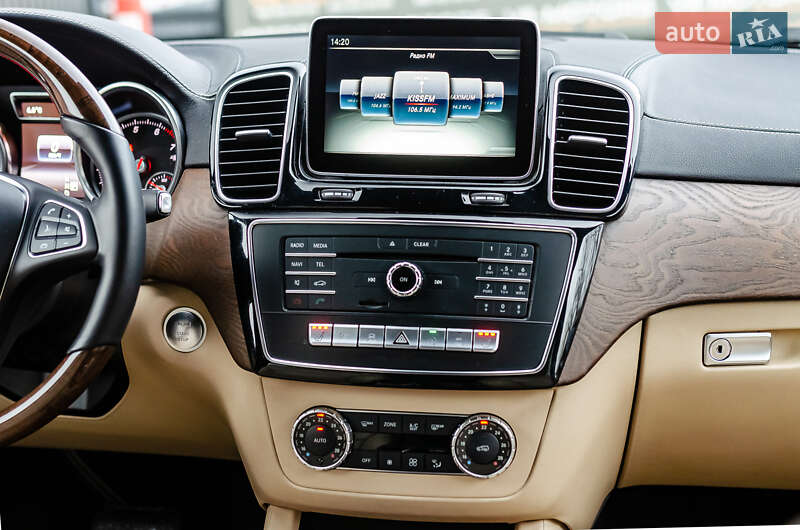 Позашляховик / Кросовер Mercedes-Benz GLE-Class 2015 в Києві