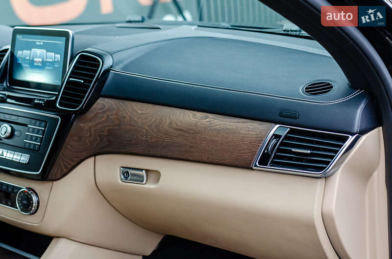 Позашляховик / Кросовер Mercedes-Benz GLE-Class 2015 в Києві фото 29 Позашляховик / Кросовер Mercedes-Benz GLE-Class 2015 в Києві