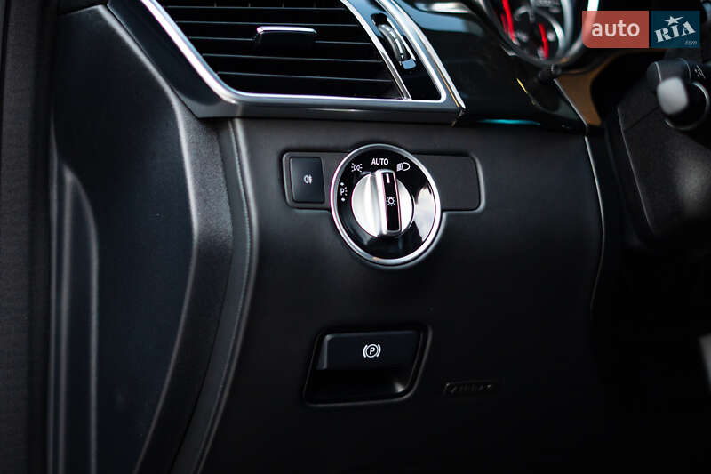 Внедорожник / Кроссовер Mercedes-Benz GLE-Class 2015 в Киеве