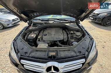 Внедорожник / Кроссовер Mercedes-Benz GLE-Class 2016 в 